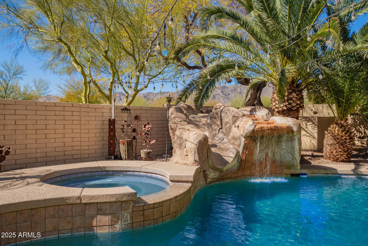 16256 S 1st St., Phoenix, AZ 85048