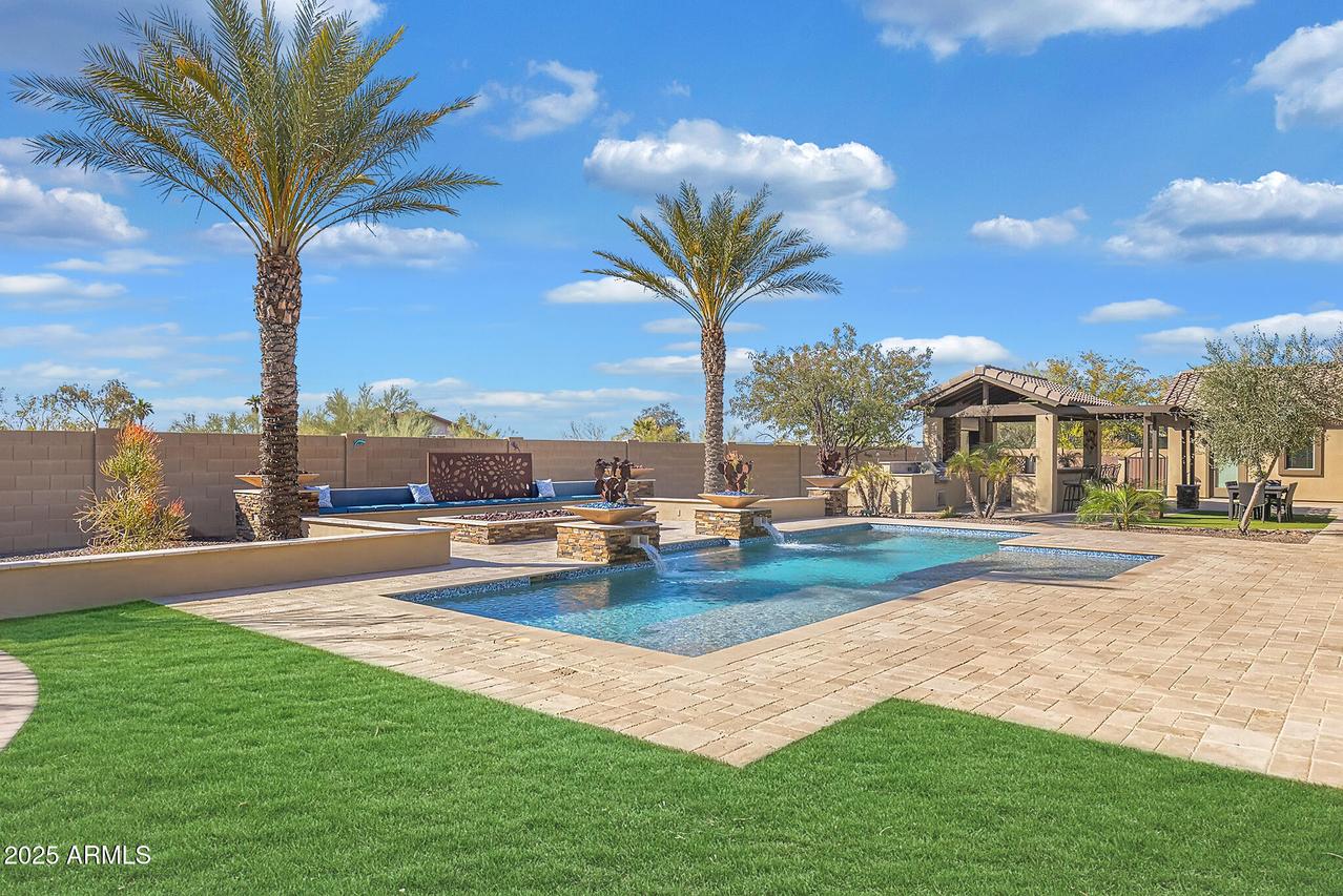 7055 E Ivyglen Cir., Mesa, AZ 85207