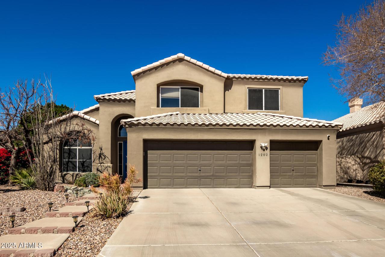 1202 E Desert Broom Way, Phoenix, AZ 85048