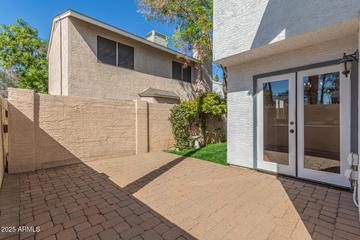 18608 N 4th Ave., Phoenix, AZ 85027