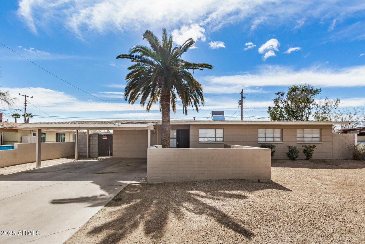 3611 W Hazelwood St., Phoenix, AZ 85019