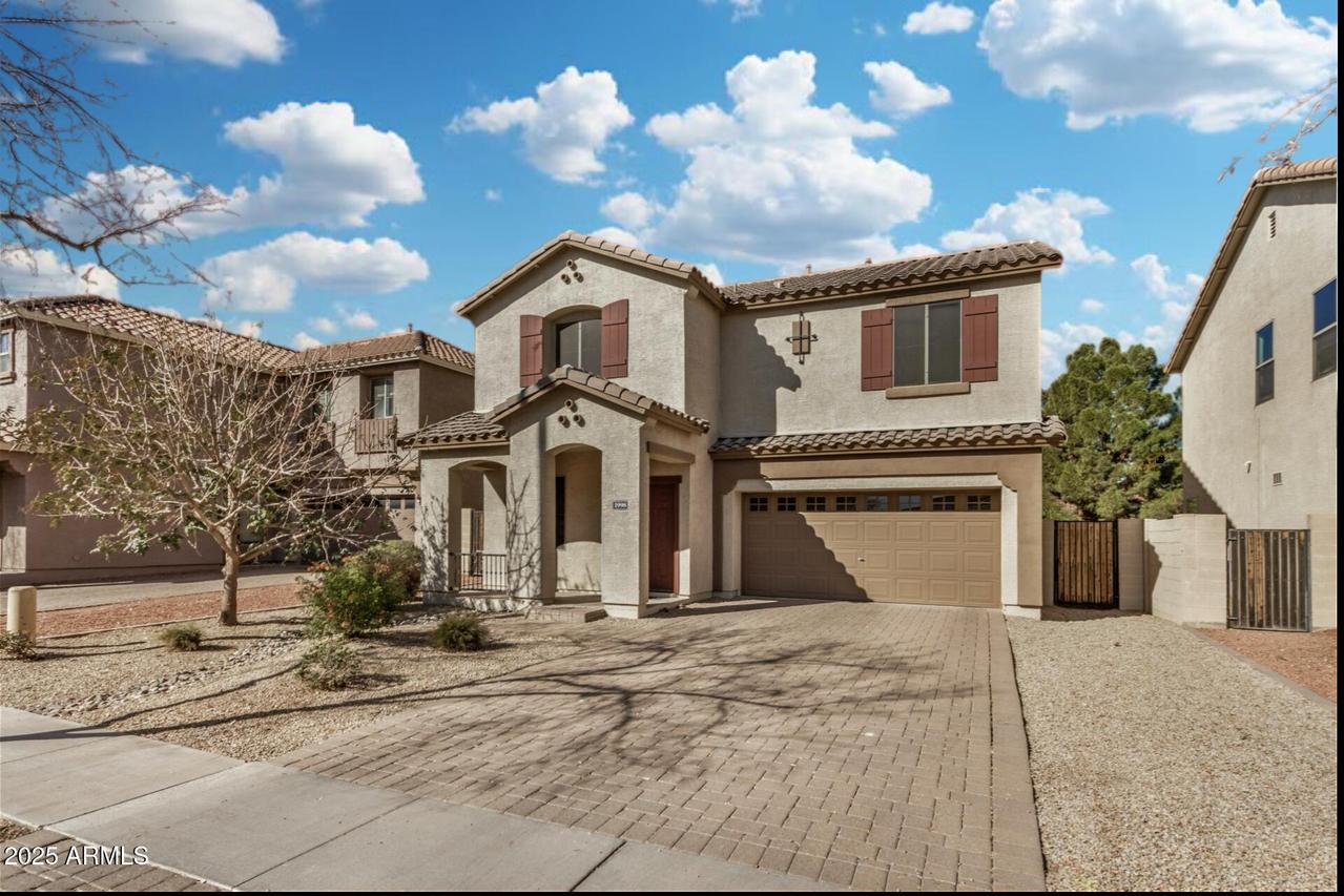 1998 S Starling Dr., Gilbert, AZ 85295