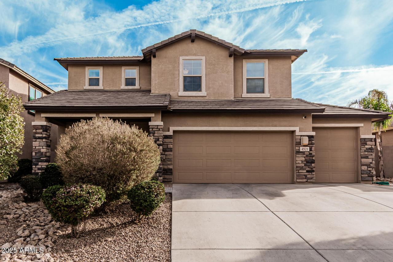 4521 W Maggie Dr., San Tan Valley, AZ 85144