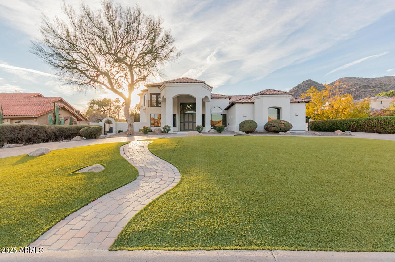 11628 S Warcloud Ct., Phoenix, AZ 85044