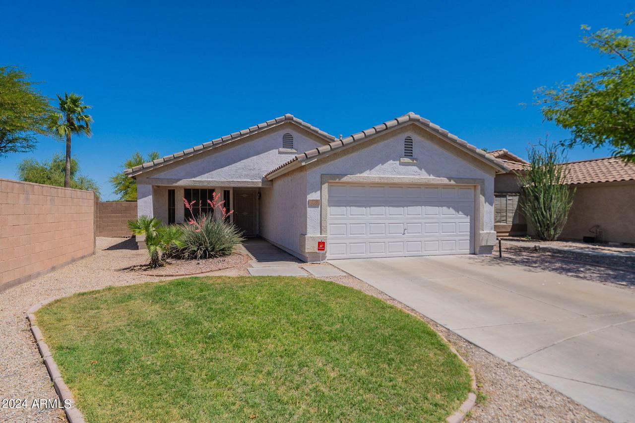 276 E Senna Way, San Tan Valley, AZ 85143