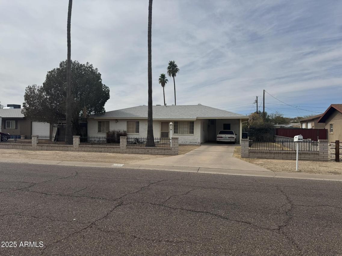 12620 N 22nd Pl., Phoenix, AZ 85022
