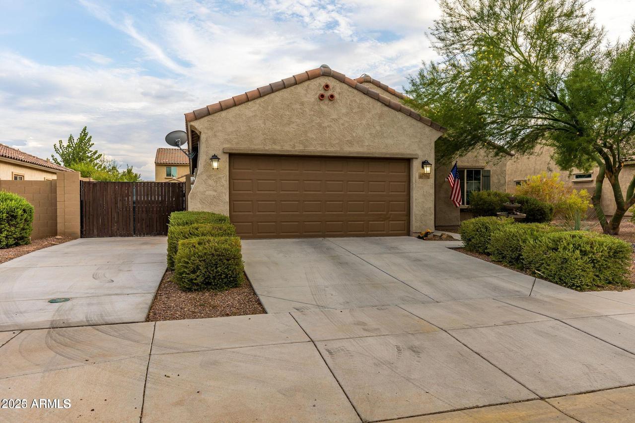 17507 W Fetlock Tr., Surprise, AZ 85387
