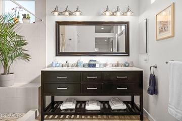 5205 N 8th Pl., Phoenix, AZ 85014