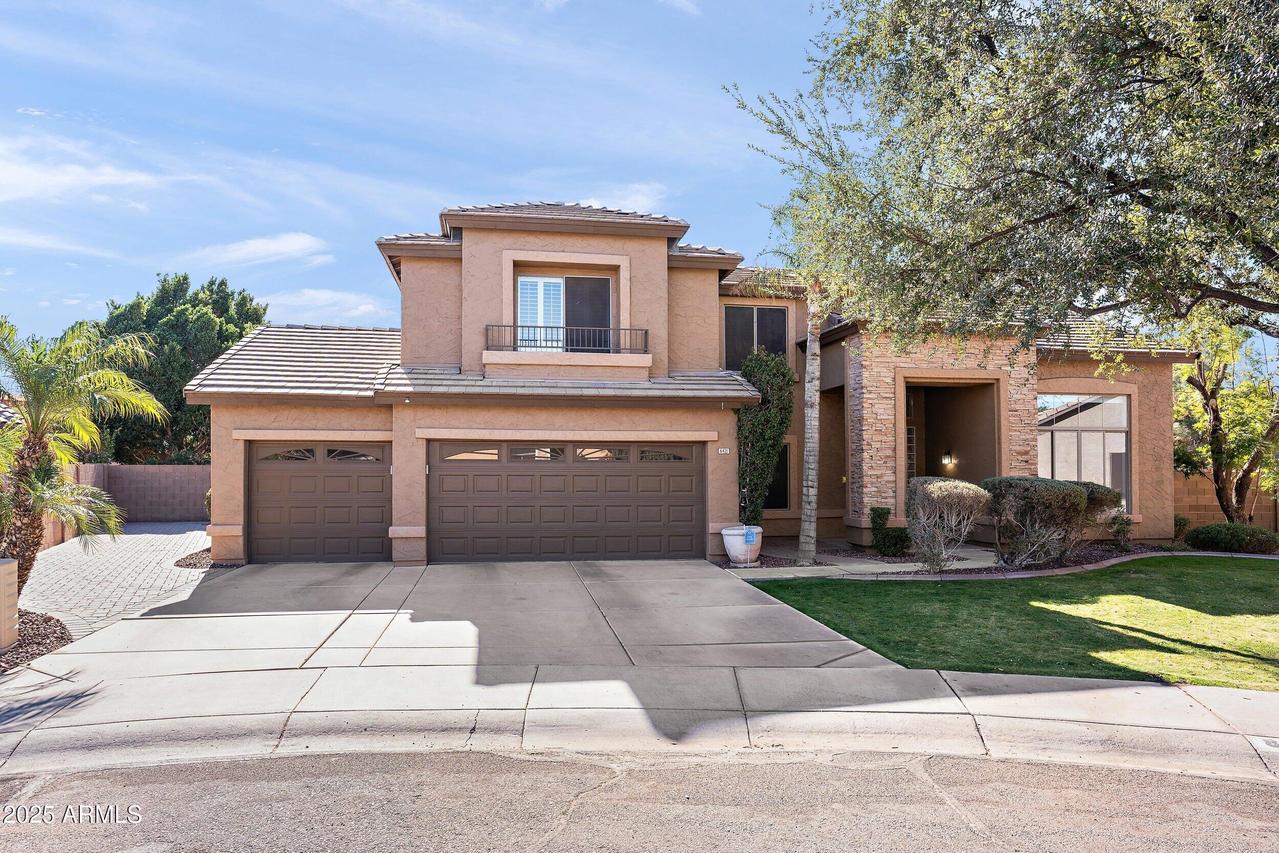 8421 W Alex Ave., Peoria, AZ 85382