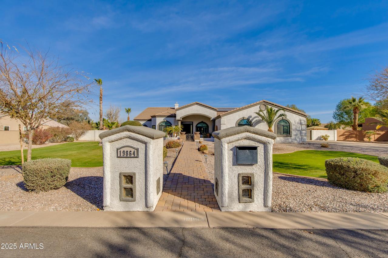 19864 E Via Del Oro, Queen Creek, AZ 85142