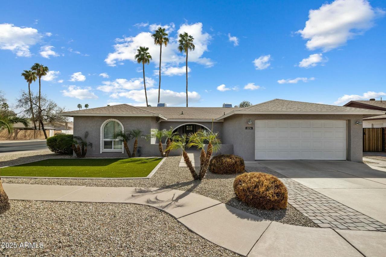 2256 S Noche De Paz St., Mesa, AZ 85202