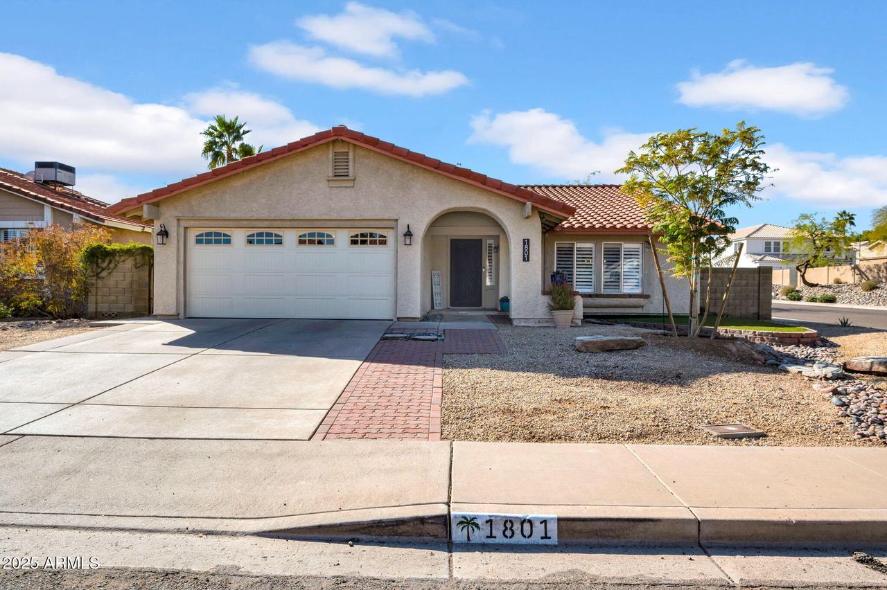 1801 E Hearn Rd., Phoenix, AZ 85022