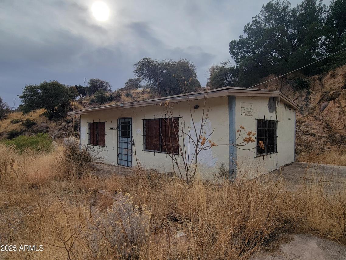 1589 W Highway 80, Bisbee, AZ 85603