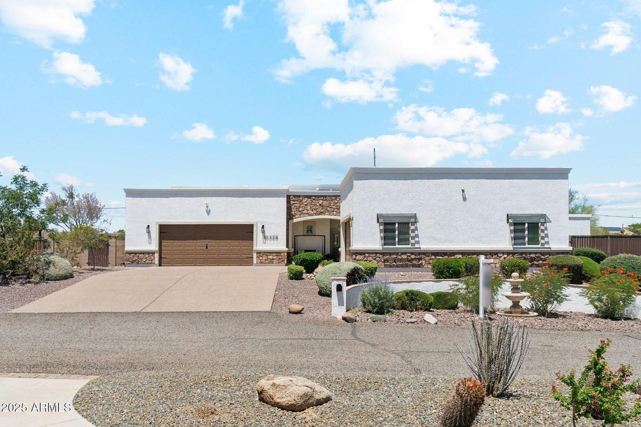 10328 W Villa Linda Dr., Peoria, AZ 85383