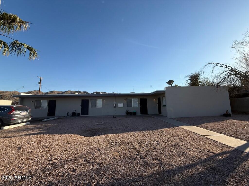 801 E Siesta Dr., Phoenix, AZ 85042