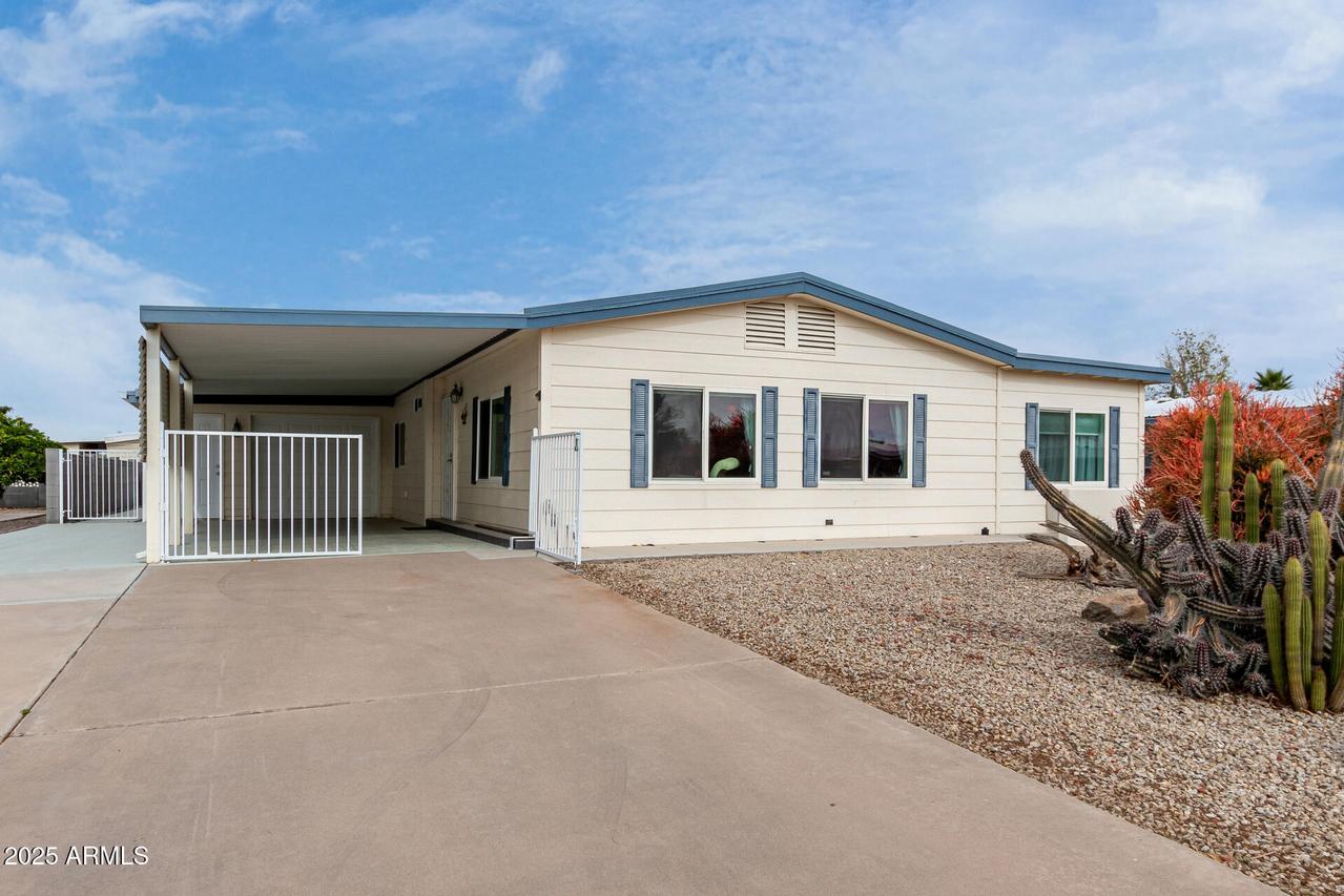 9340 E Sun Lakes Blvd., Sun Lakes, AZ 85248