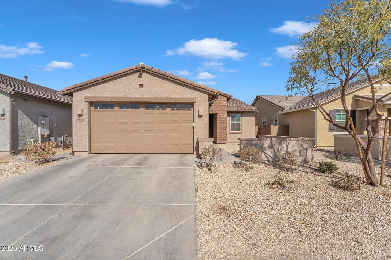 9008 W Bethany Heights Dr., Glendale, AZ 85305