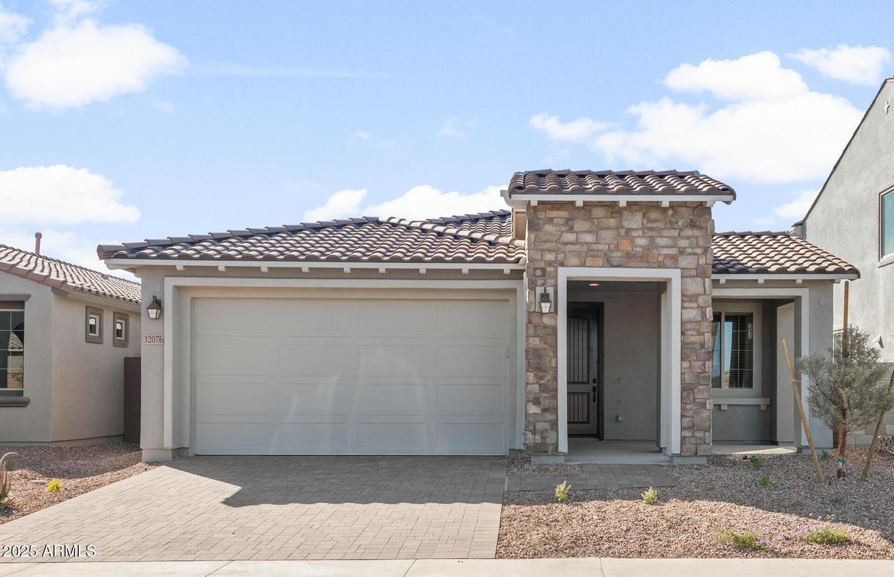32076 N 136th Ave., Peoria, AZ 85383