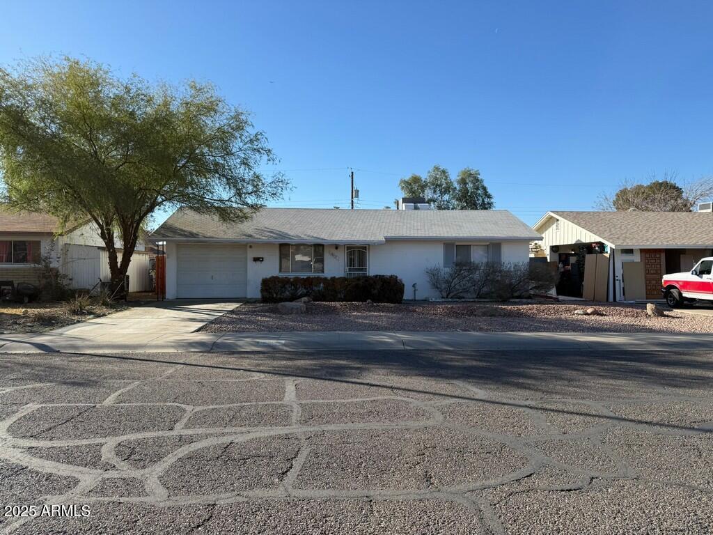 3613 W El Caminito Dr., Phoenix, AZ 85051