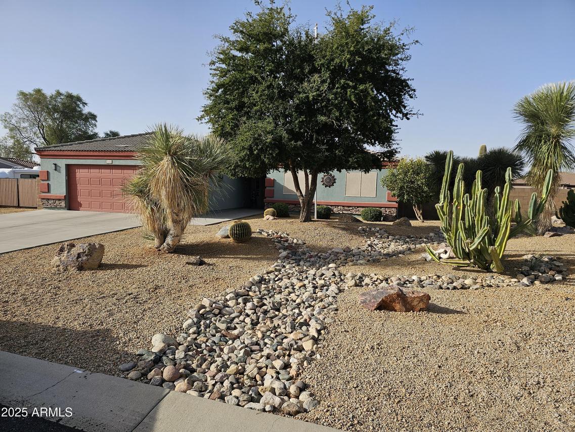 26350 S Kristina Dr., Congress, AZ 85332