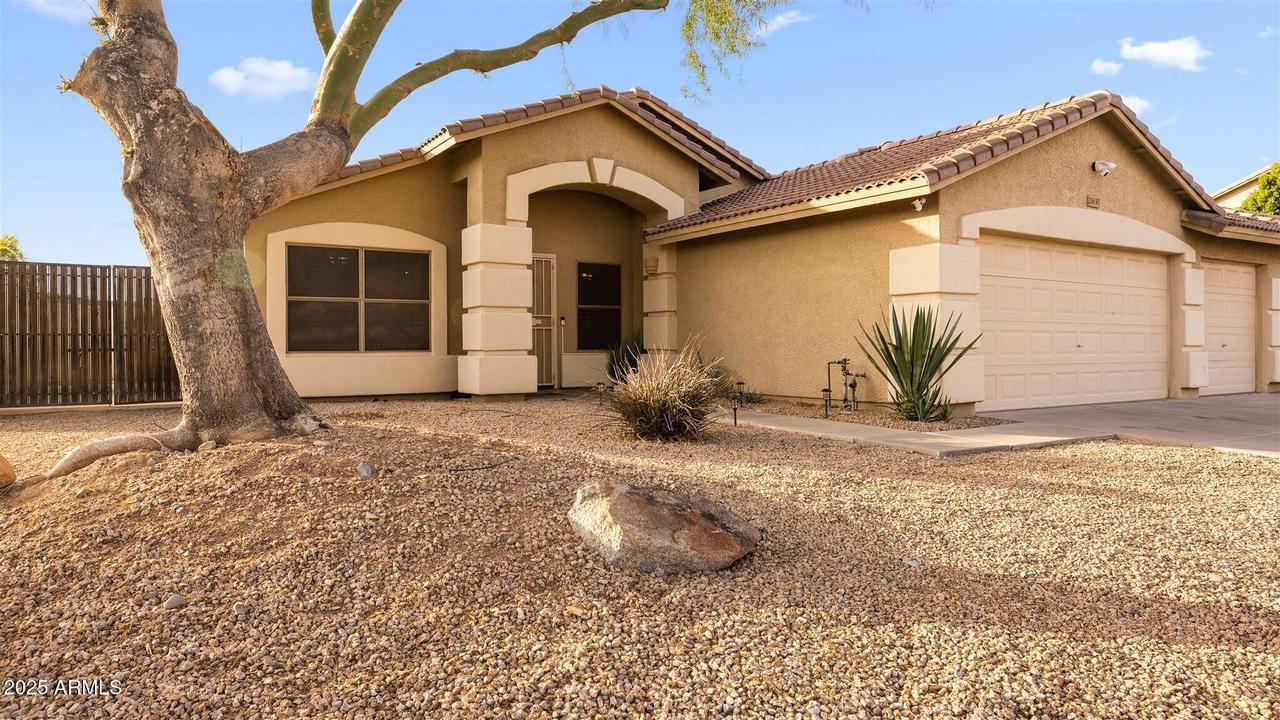 21630 N 30th Ln., Phoenix, AZ 85027