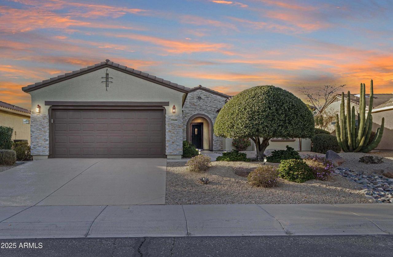 20044 N London Bridge Dr., Surprise, AZ 85387