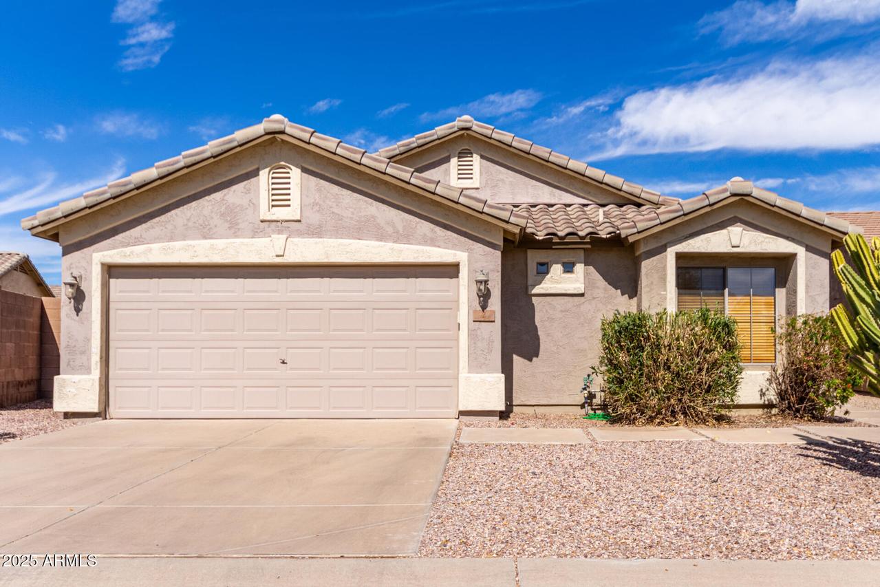 2 E Coral Bean Dr., San Tan Valley, AZ 85143