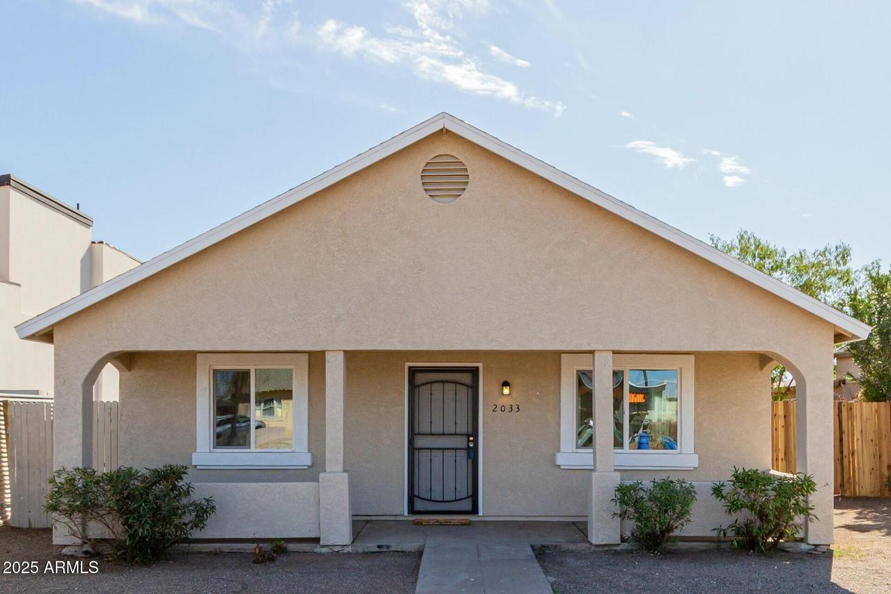 2033 W Adams St., Phoenix, AZ 85009