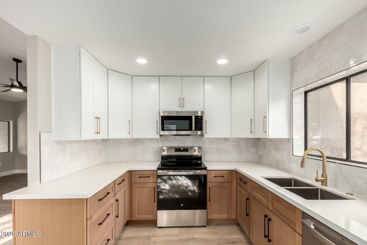 15050 N Thompson Peak Pkwy. #2036, Scottsdale, AZ 85260