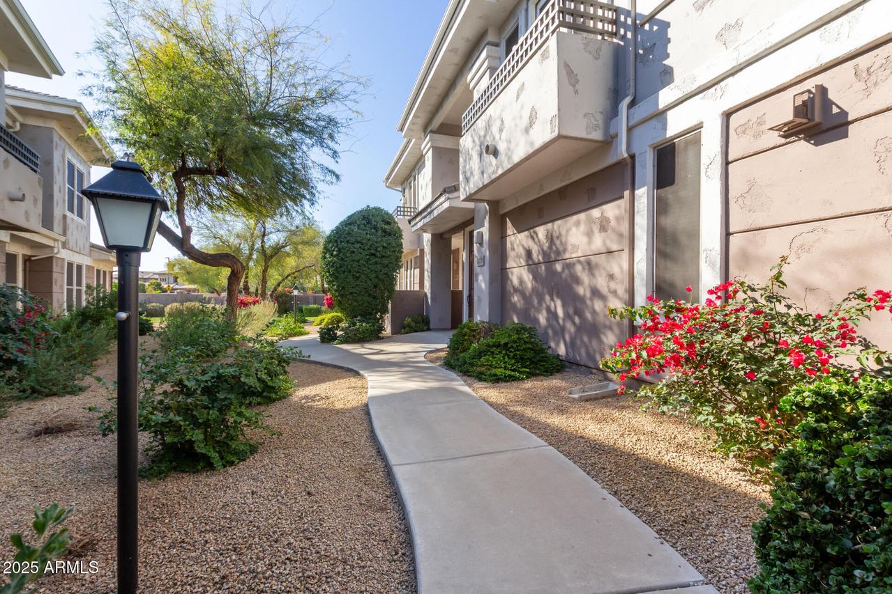 15221 N Clubgate Dr. #2012, Scottsdale, AZ 85254
