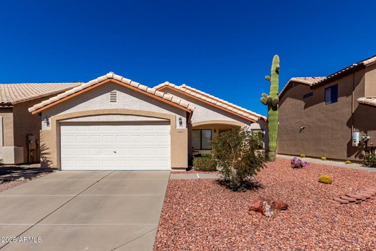 2120 E Daley Ln., Phoenix, AZ 85024