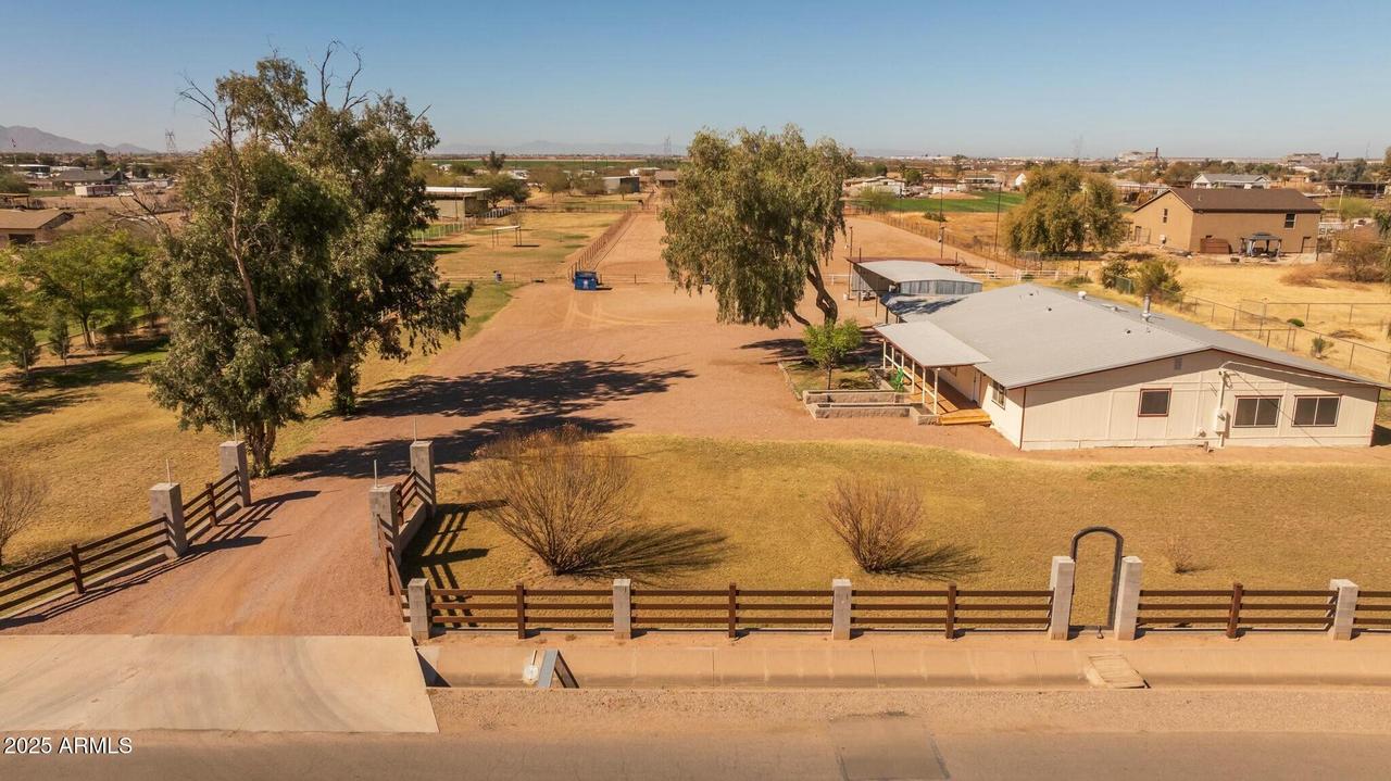 42870 N Suburban Ave., San Tan Valley, AZ 85140