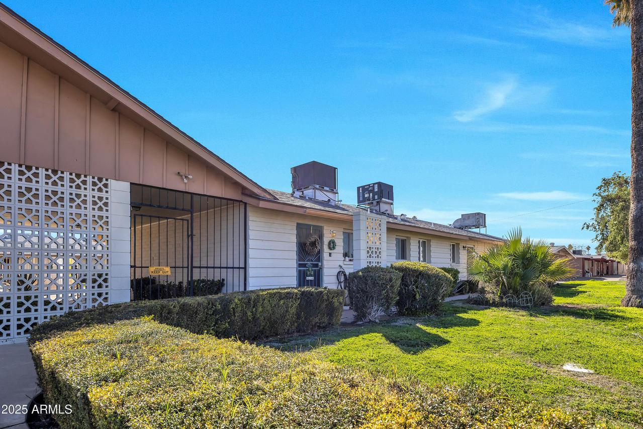 13021 N 113th Ave. #P, Youngtown, AZ 85363