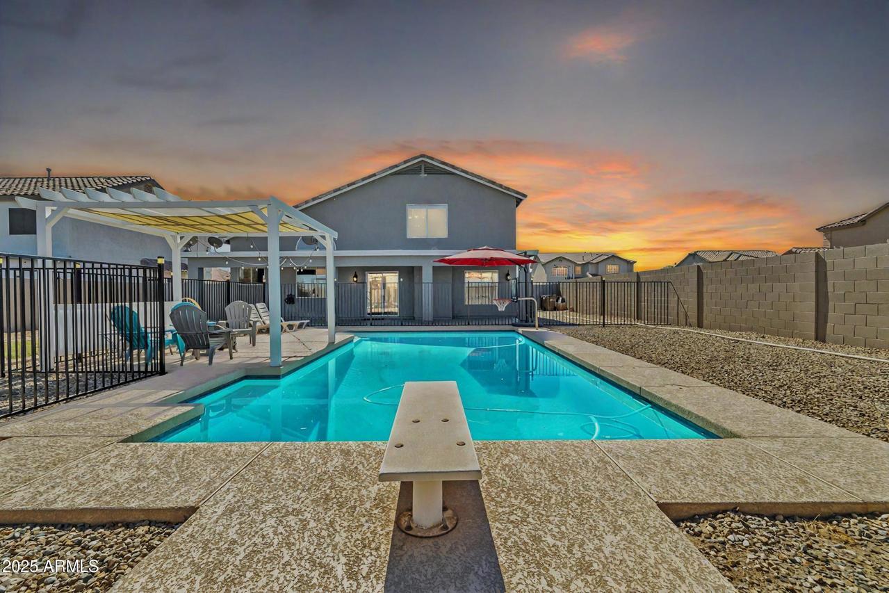 900 E Rosebud Dr., San Tan Valley, AZ 85143