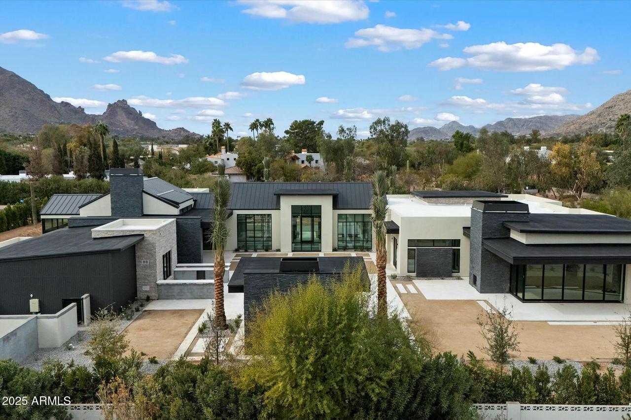 6822 E Solcito Ln., Paradise Valley, AZ 85253