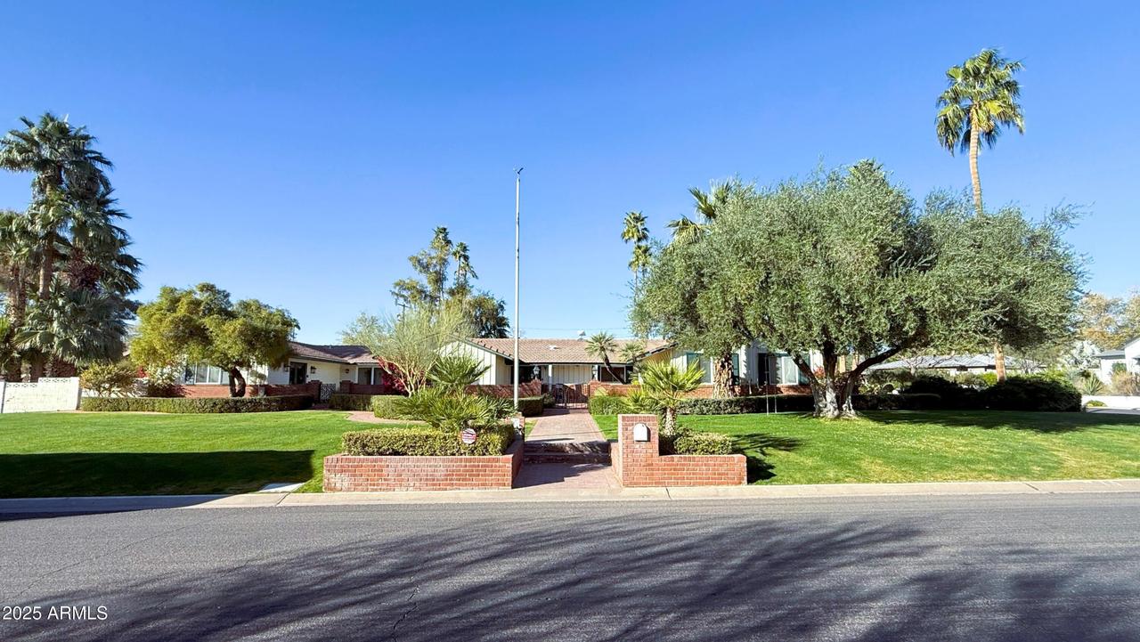 2238 E San Juan Ave., Phoenix, AZ 85016