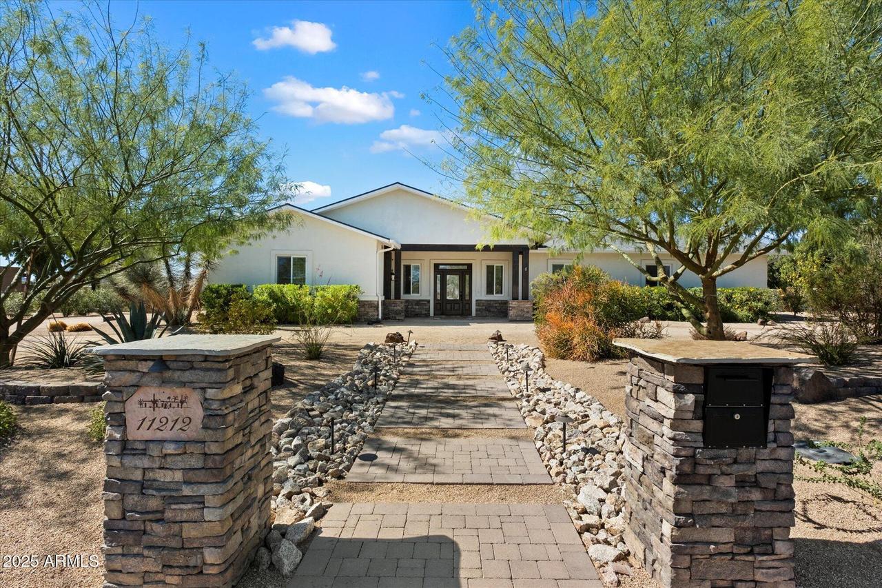 11212 N Miller Rd., Scottsdale, AZ 85260