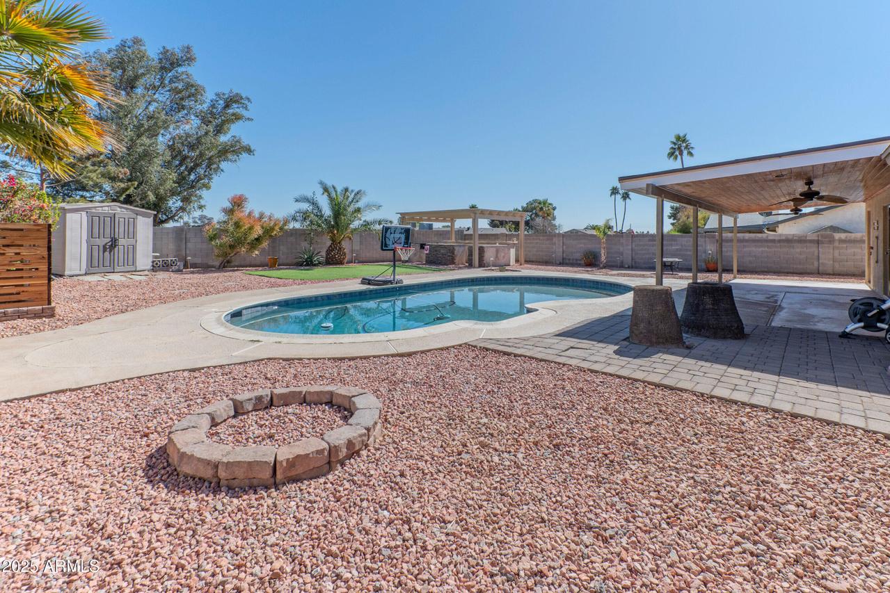 10417 S 44th St., Phoenix, AZ 85044