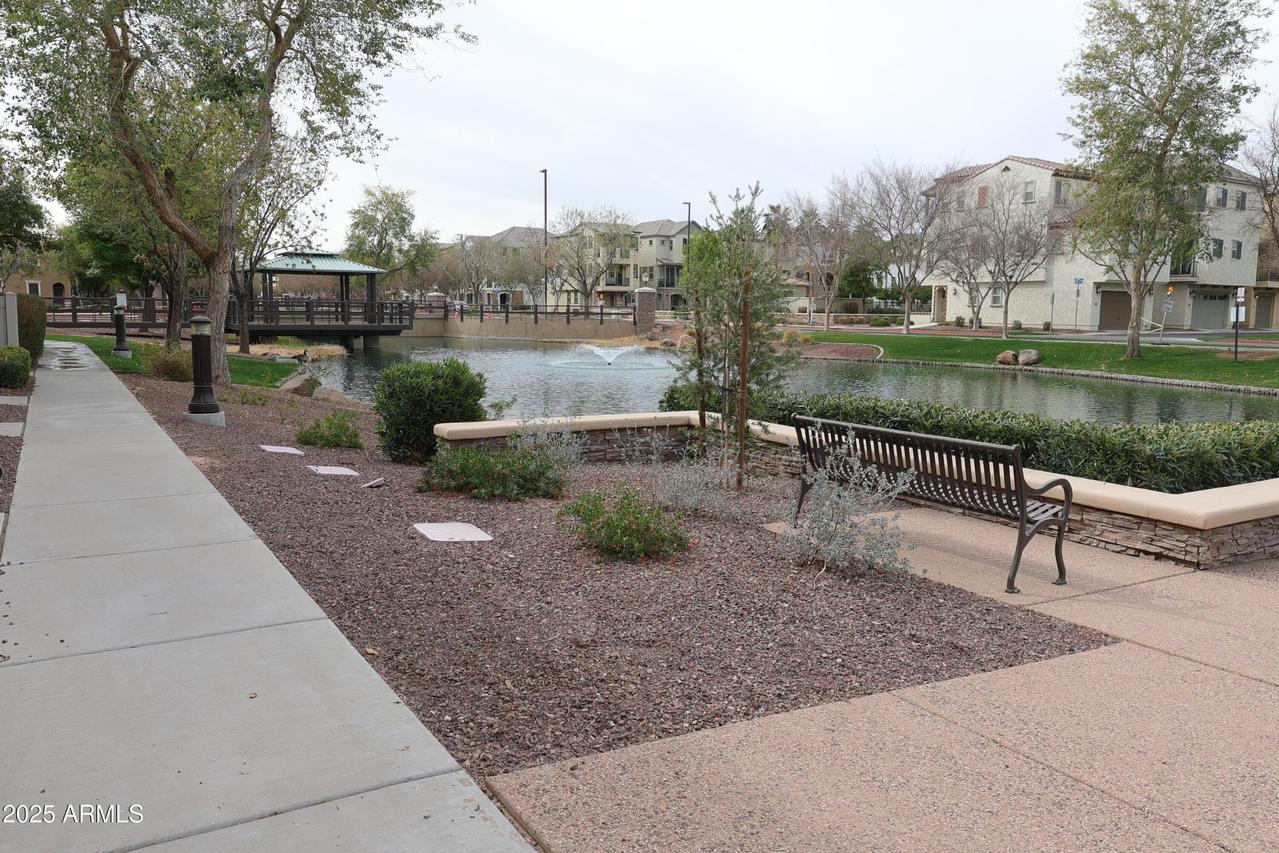 2670 S Voyager Dr. #108, Gilbert, AZ 85295