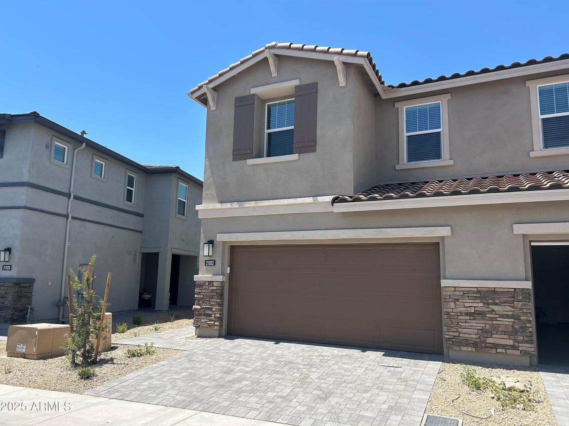 21032 N 58th St., Phoenix, AZ 85054