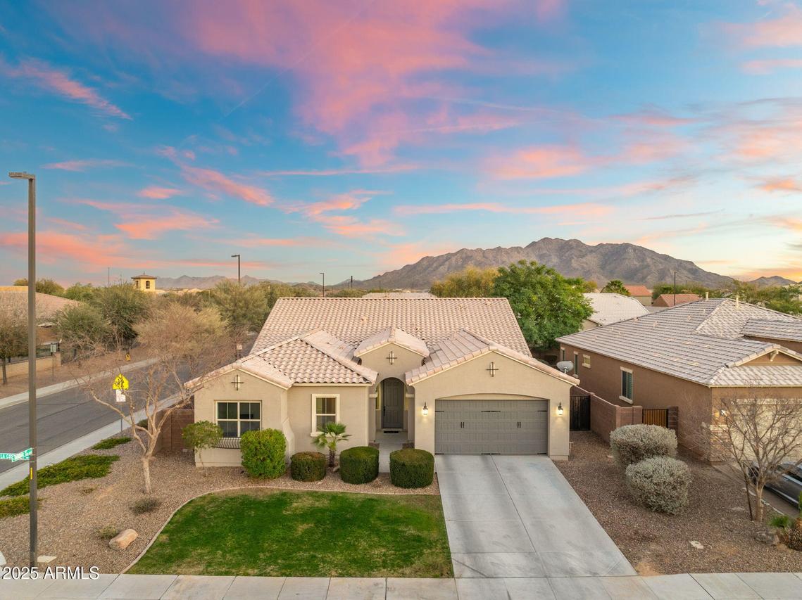 2215 E La Costa Dr., Gilbert, AZ 85298