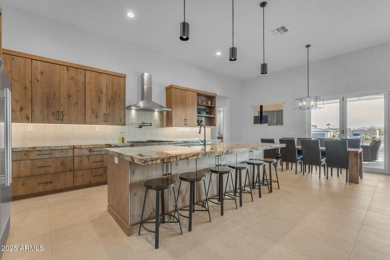 38024 N 15th Ave., Phoenix, AZ 85086