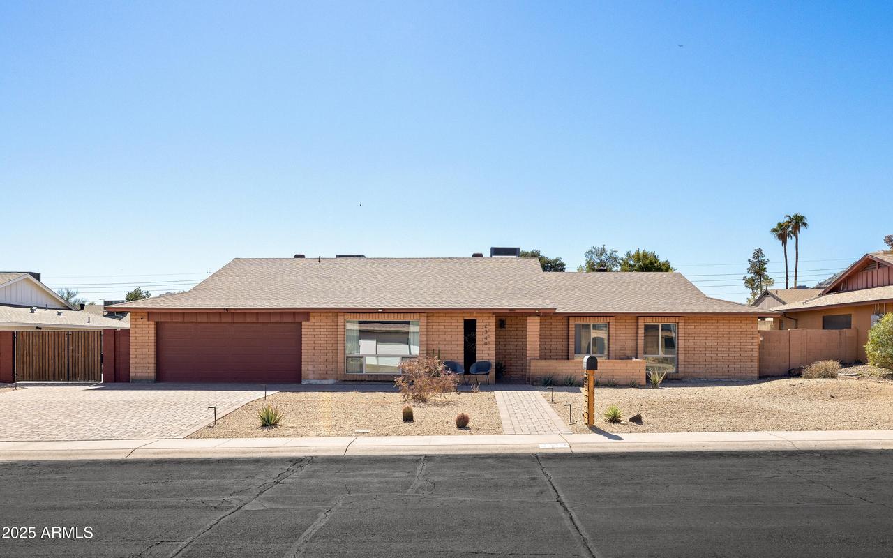 2349 E Sahuaro Dr., Phoenix, AZ 85028