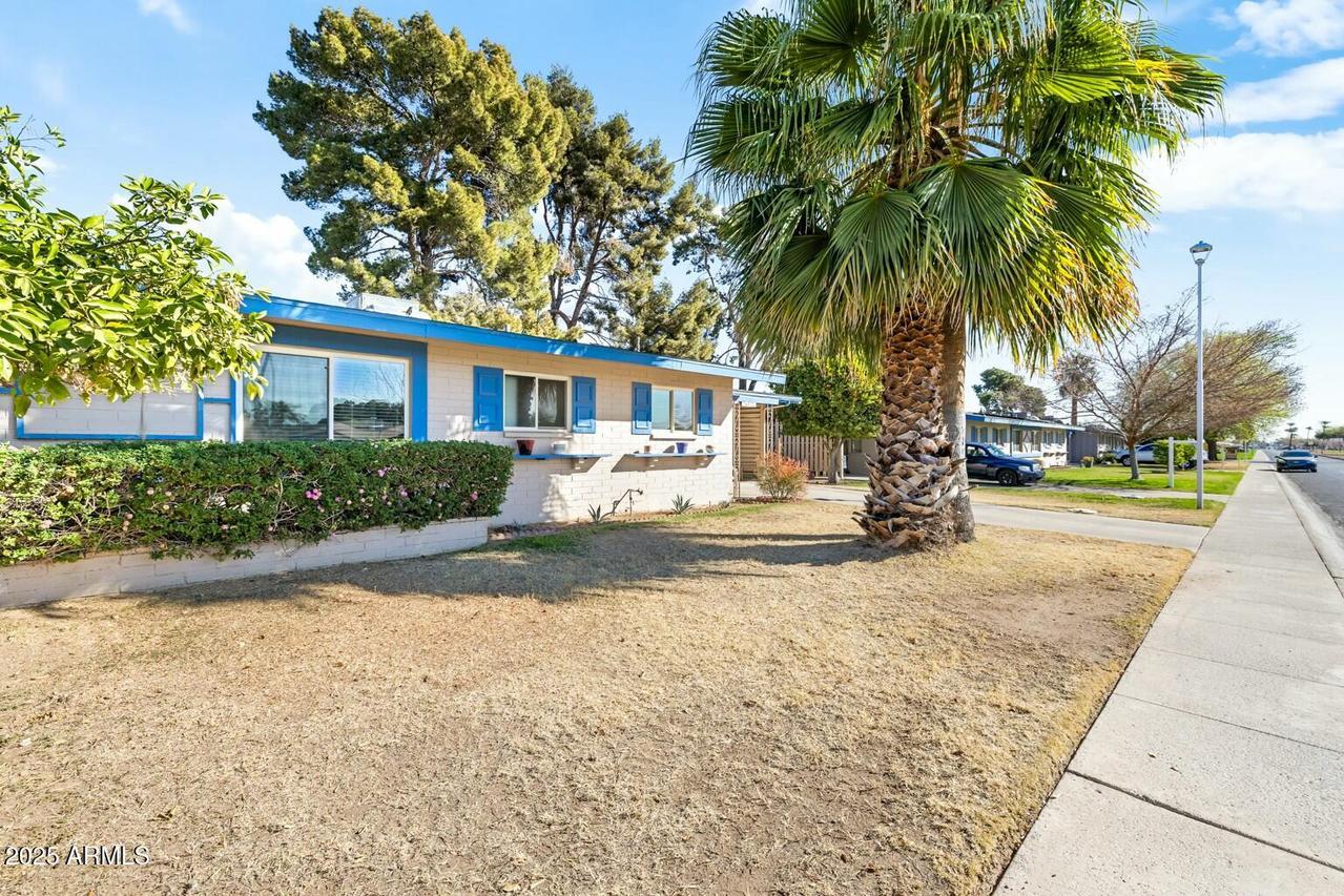 10922 W Peoria Ave., Sun City, AZ 85351