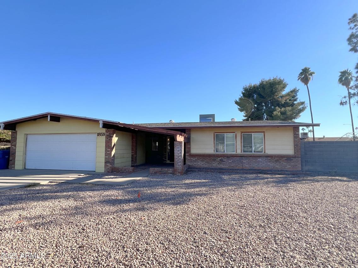 1859 E 8th St., Mesa, AZ 85203