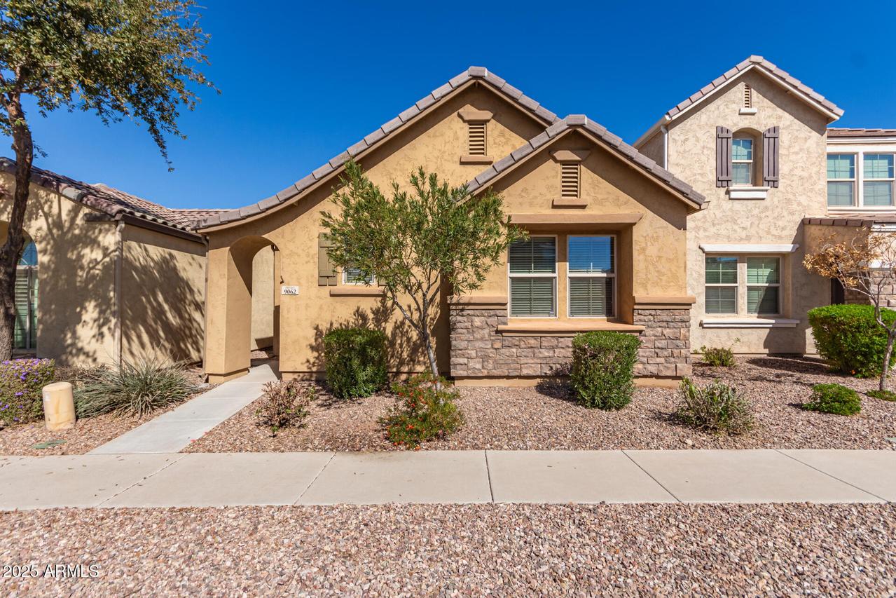 9062 W Nicolet Ave., Glendale, AZ 85305