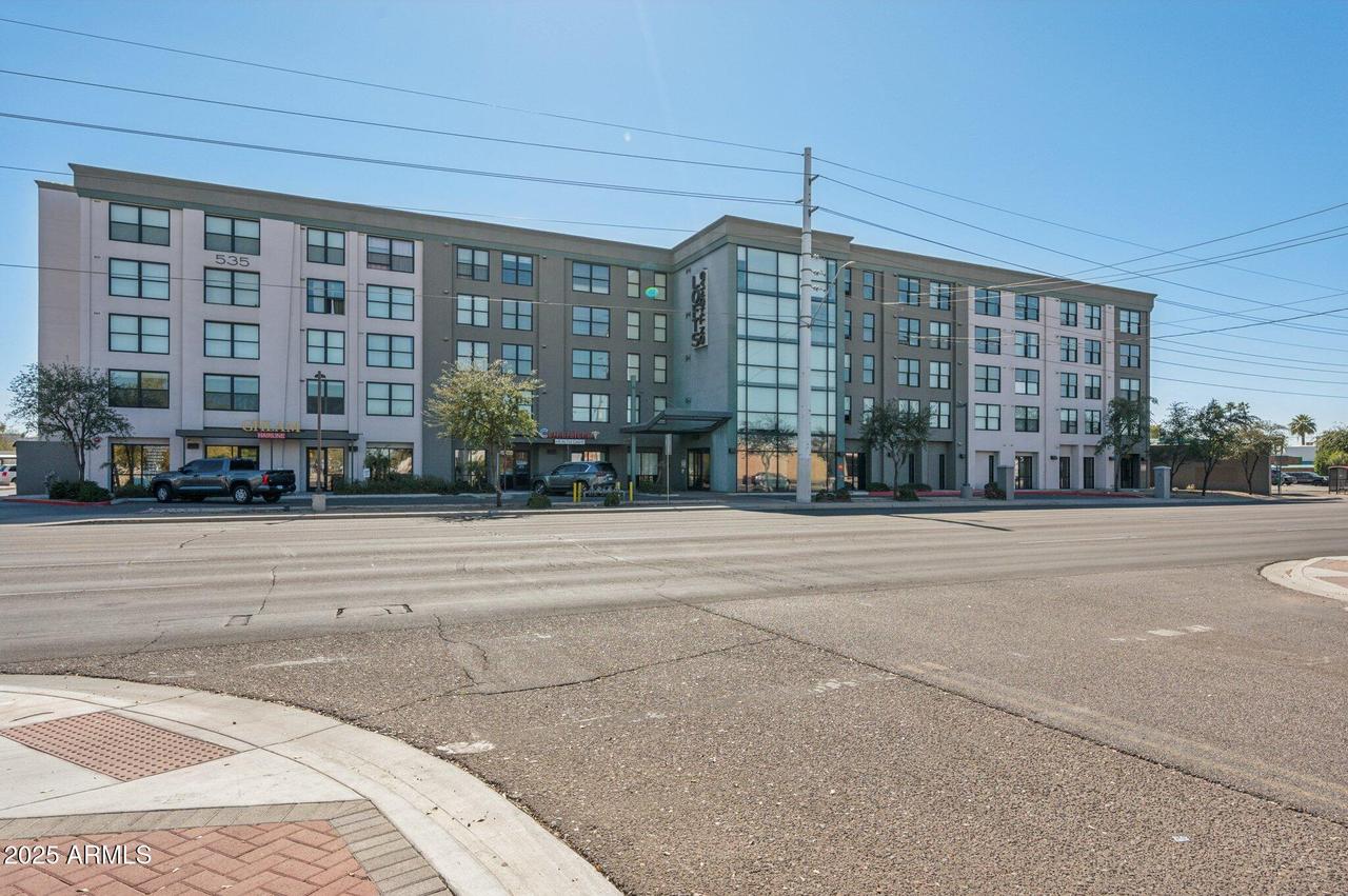 535 W Thomas Rd. #207, Phoenix, AZ 85013