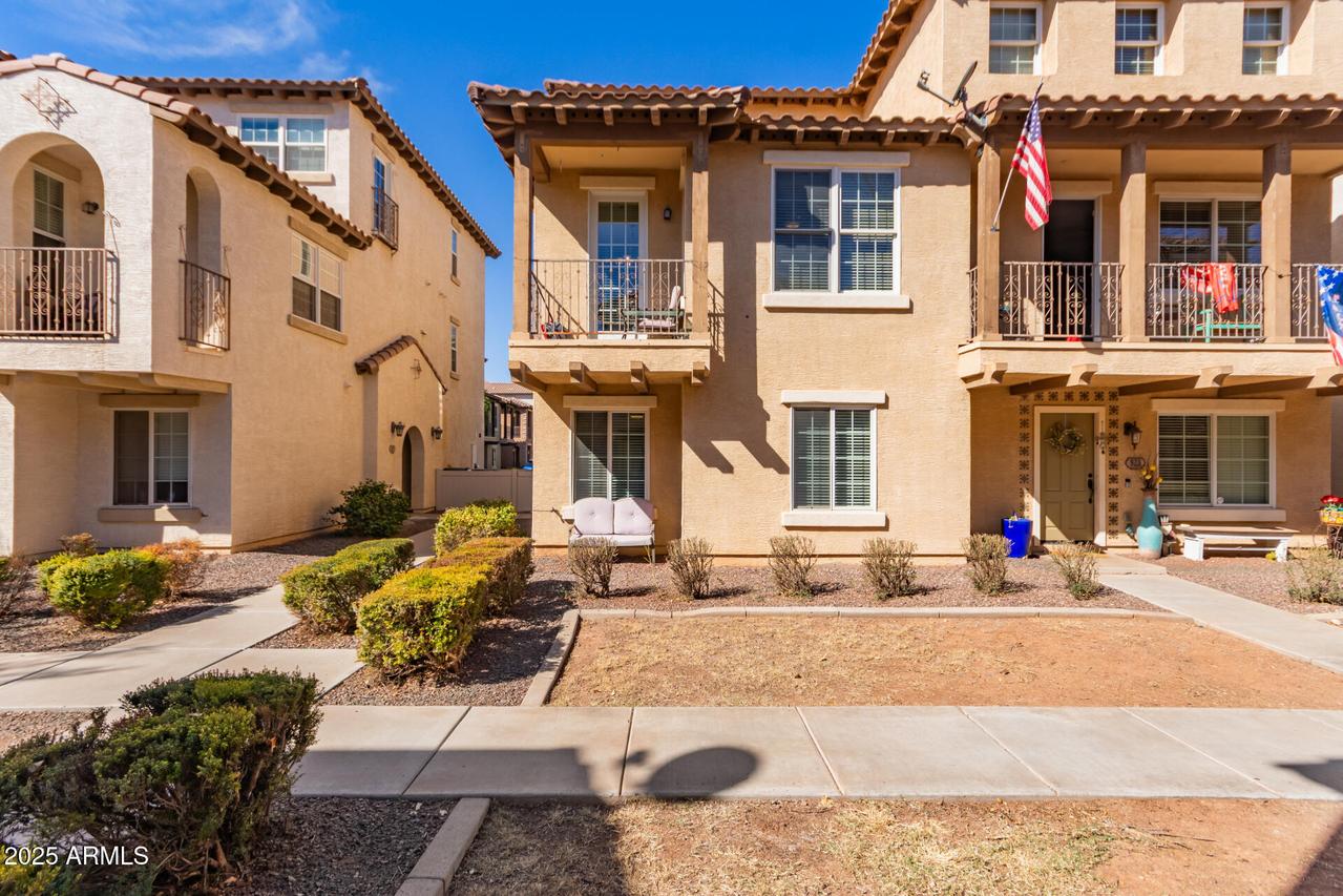 925 S Storment Ln., Gilbert, AZ 85296