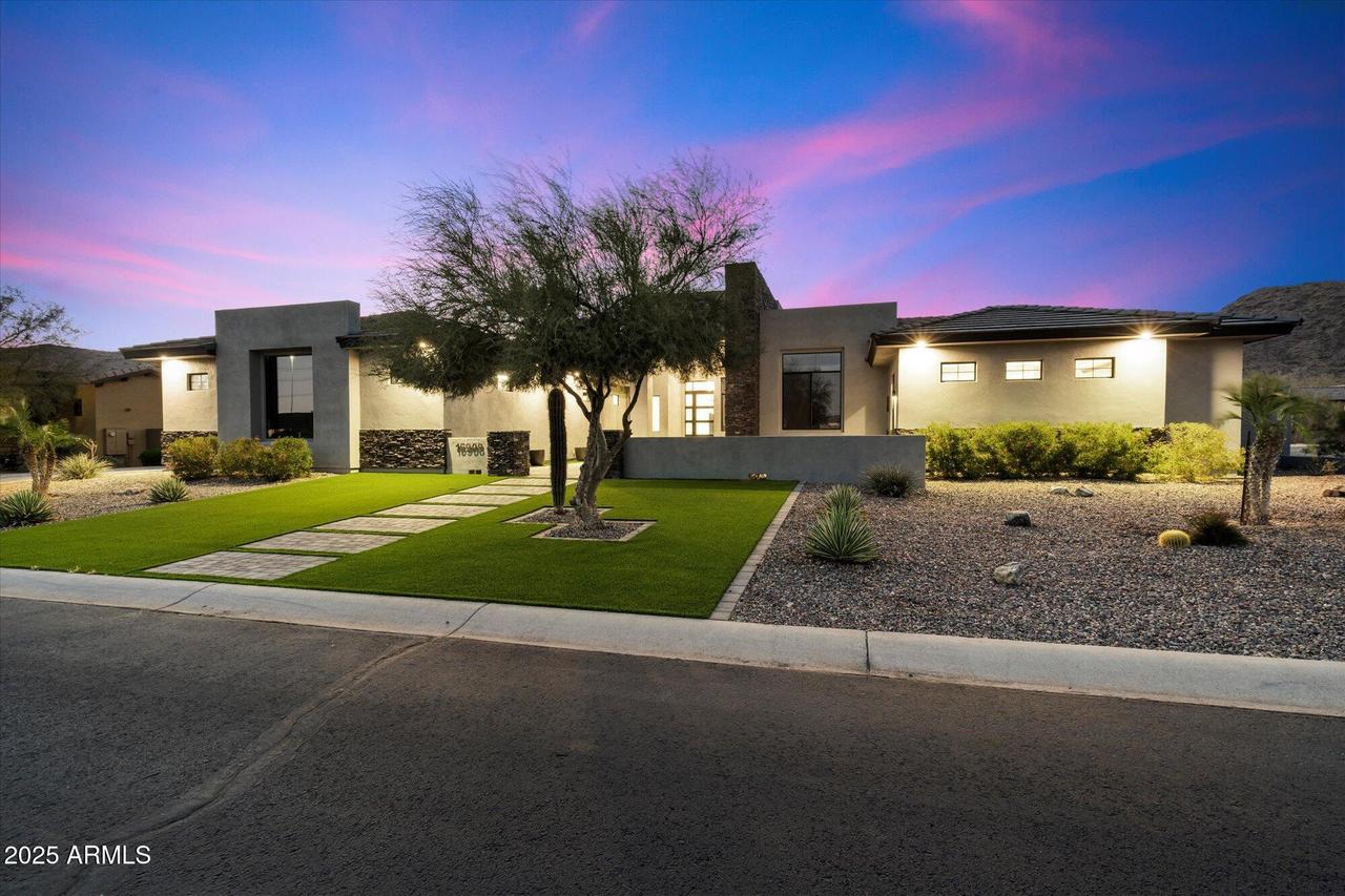 16908 S 31st Ln., Phoenix, AZ 85045