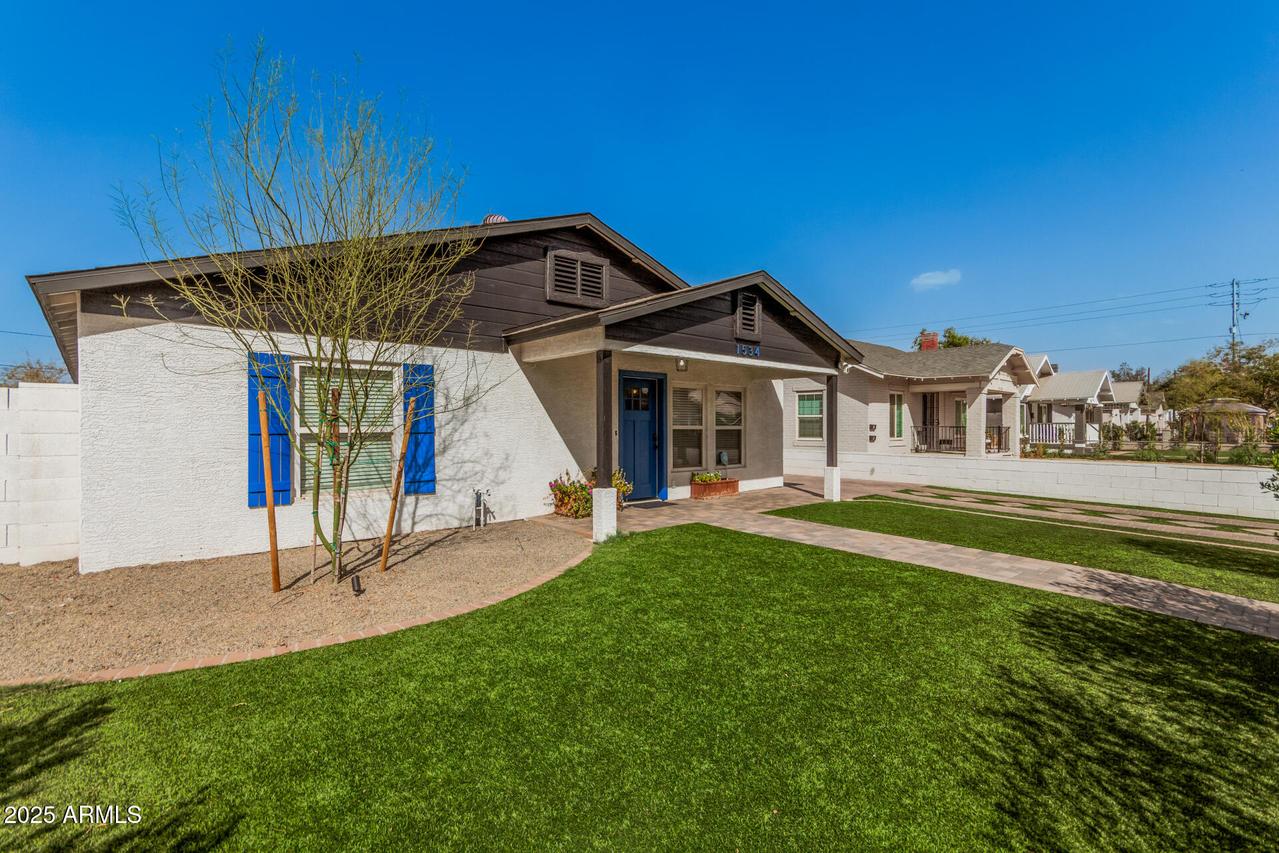 1534 E Pierce St., Phoenix, AZ 85006